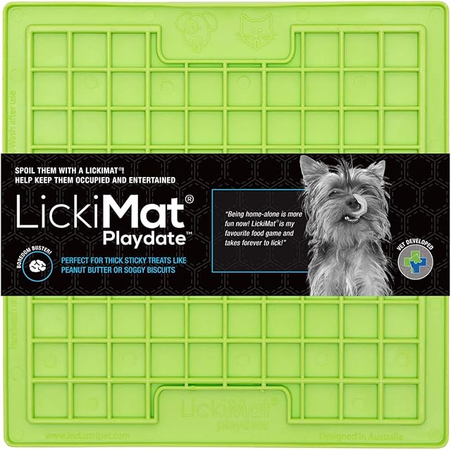 LickiMat Classic Playdate, Dog Feeding Mat for Boredom and Anxiety Relief, Ideal for Food, Treats, Yoghurt or Peanut Butter, Dog Lick Mats, Fun Alternative to a Slow Feeder Dog Bowl, Green