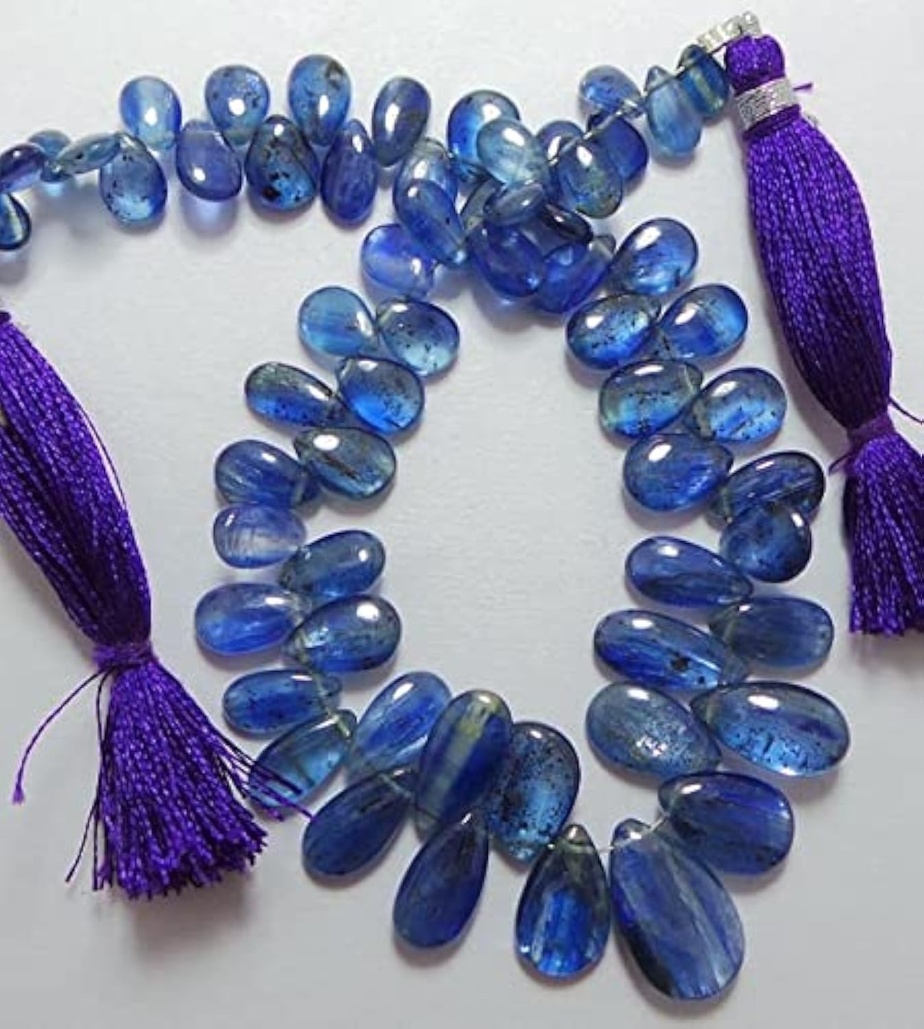 Kyanite bleue naturelle haut de gamme LKBEADS en forme poire non traitée