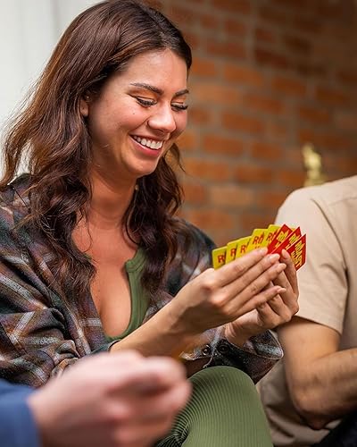 Vista 21 de Kids Against Maturity - el juego de cartas original para niños y familias, divertido para fiestas familiares