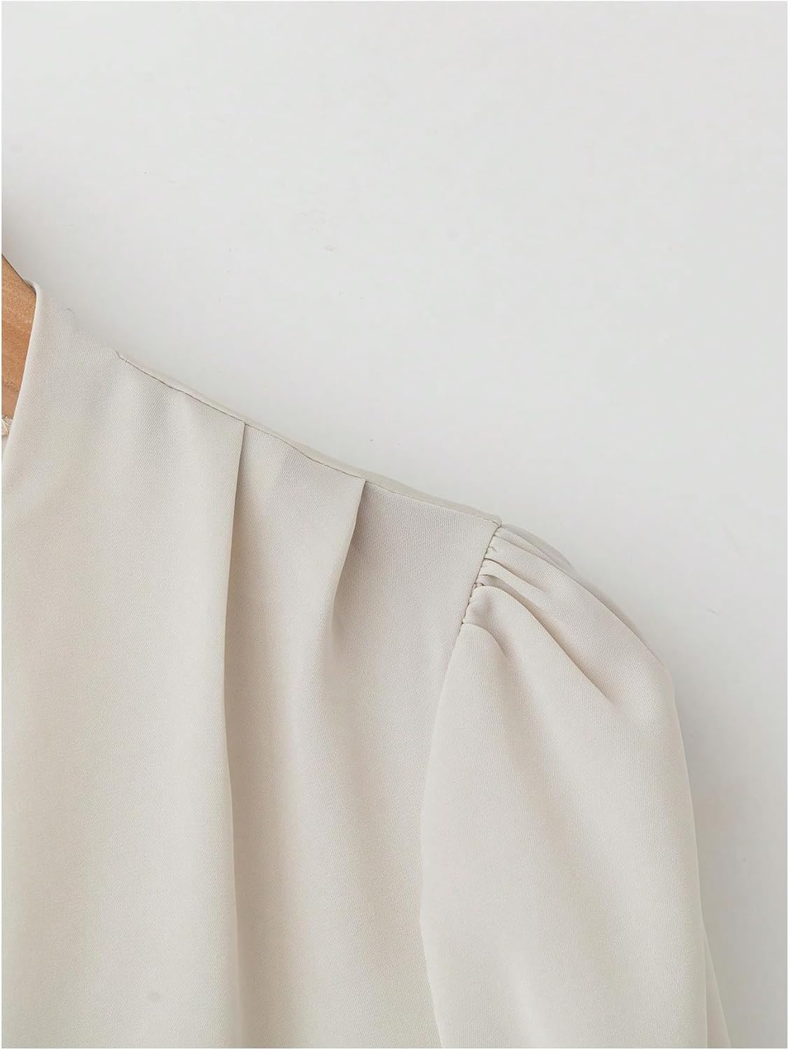 SOLY HUX Women's V Neck Long Sleeve Shirt Elegant Business Button Down Casual Fall Blouses Top - Image 4