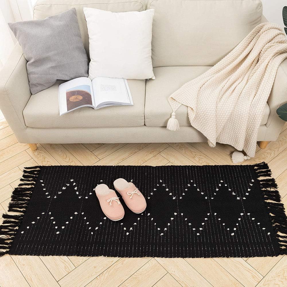 idee-home Boho Rug, Boho Kitchen Rug Runner Washable, Boho Bathroom Rug Woven Small Cotton Bohemian Tribal Farmhouse Tassels Bedroom Hallway Moroccan Bath Mat 2'x4.3', Black