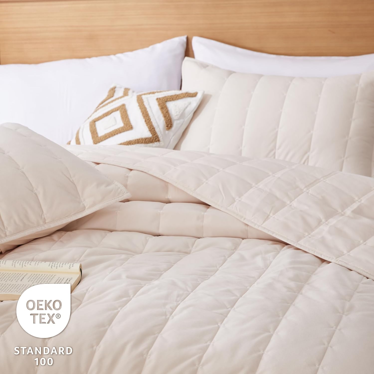 Sophia & William Cashmere Quilt King Size,Striped Bedding Set,Lightweight Coverlet,Super Soft Cashmere Feel Velvet Bedspread for All Season,Beige/Cream(1 Coverlet 108×92", 2 Pillow Shams 36×20")