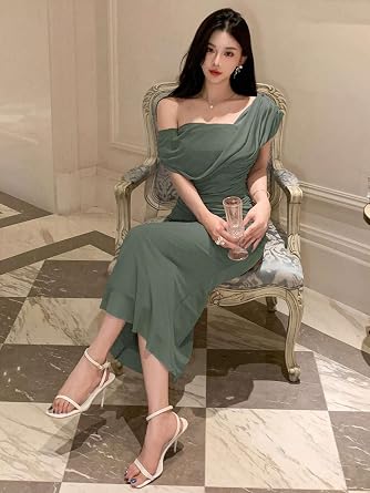 Elegant Women's Plain Sleeveless Asymmetric Neck Dress Perfect for Special Occasions