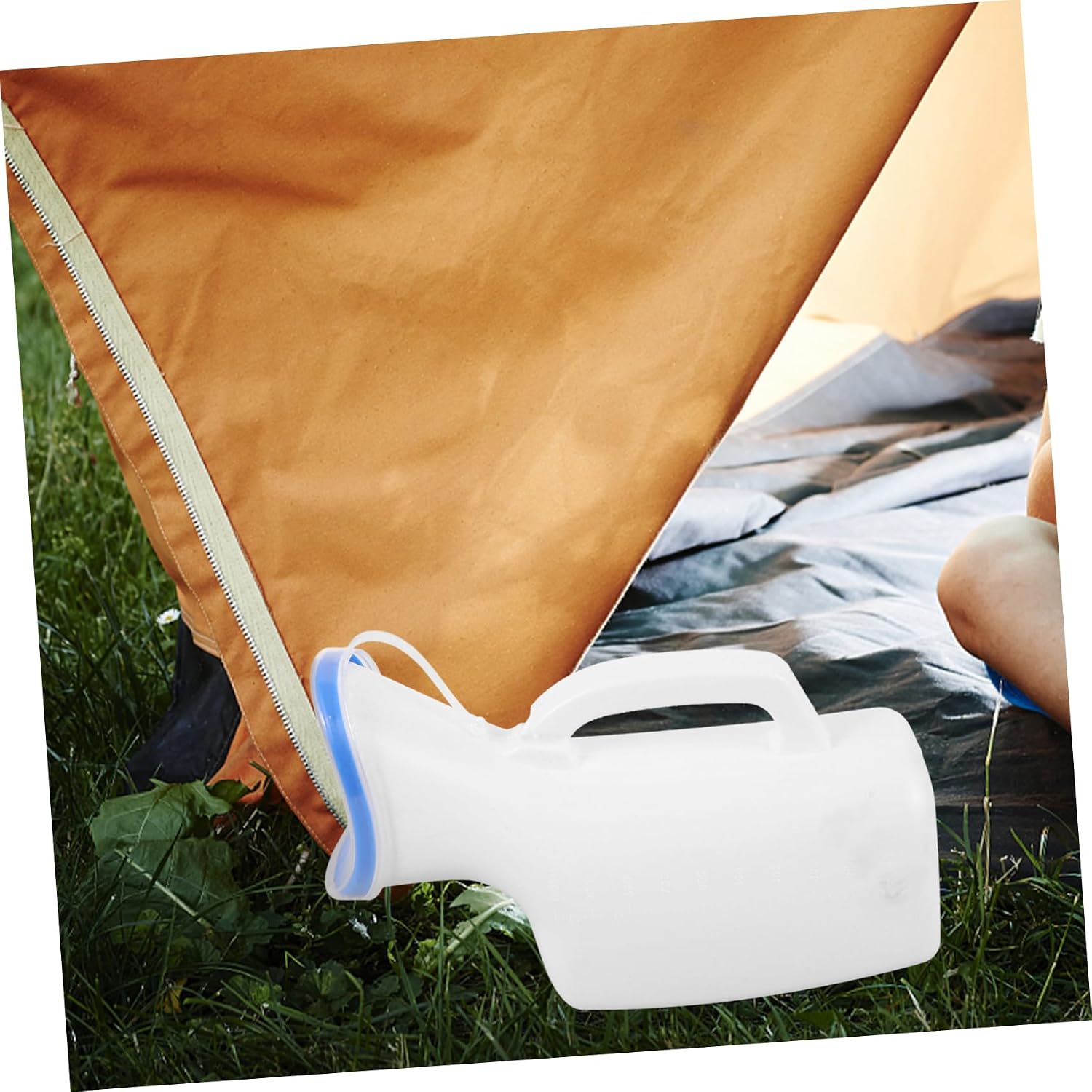 Portable Pee Holder for Women Reusable Travel Urinal Bottle Car Camping Accessory