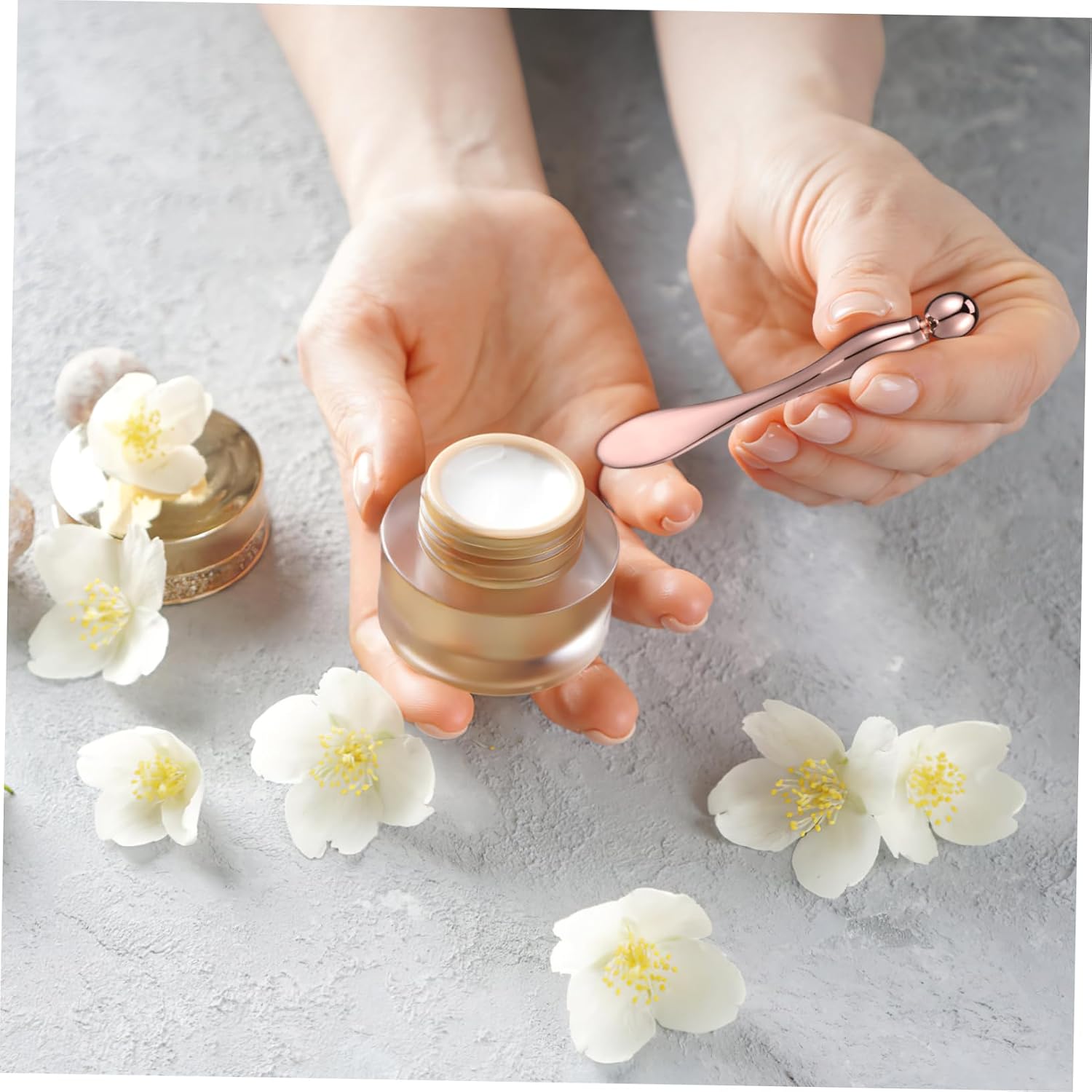 Didiseaon 6 Pcs Rose Gold Eye Cream Applicator with Metal Massage Roller and Flat Tip Face Cream Spatulas for Precise Skincare Application Travel Friendly Beauty Tools for Women