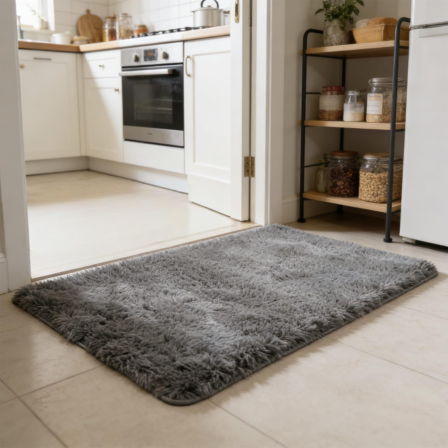 Tapis salon moelleux gris pour une ambiance chaleureuse