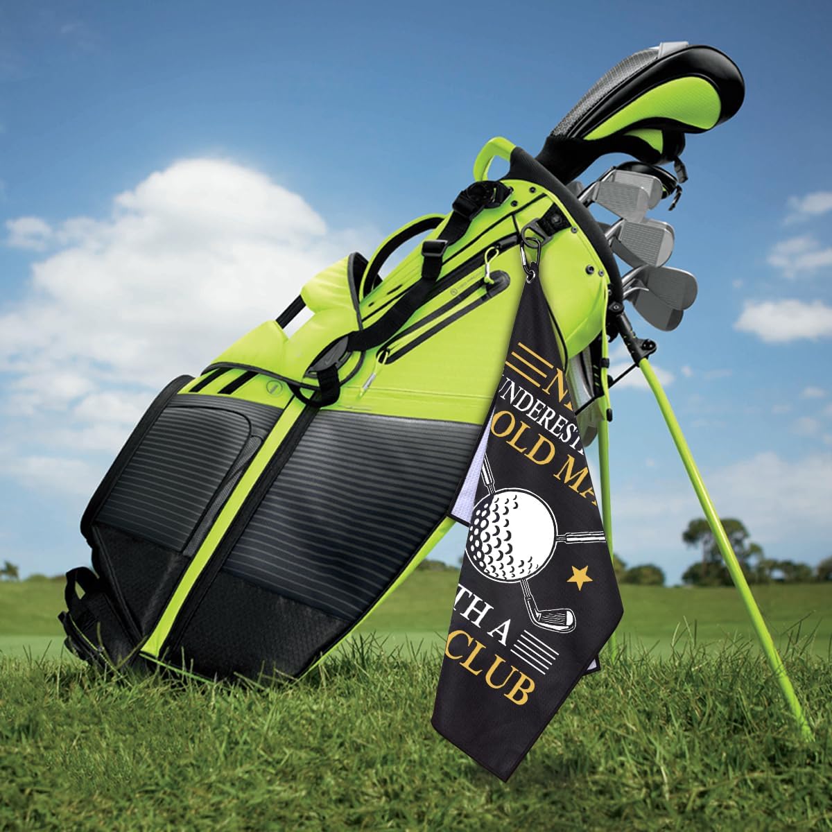 Never Underestimate an Old Man with A Golf Club Printed Microfiber Golf Towel, Funny Golf Towel Gifts and Golf Accessories for Men Dad Grandpa, Birthday Gift for Golf Lover - Image 4