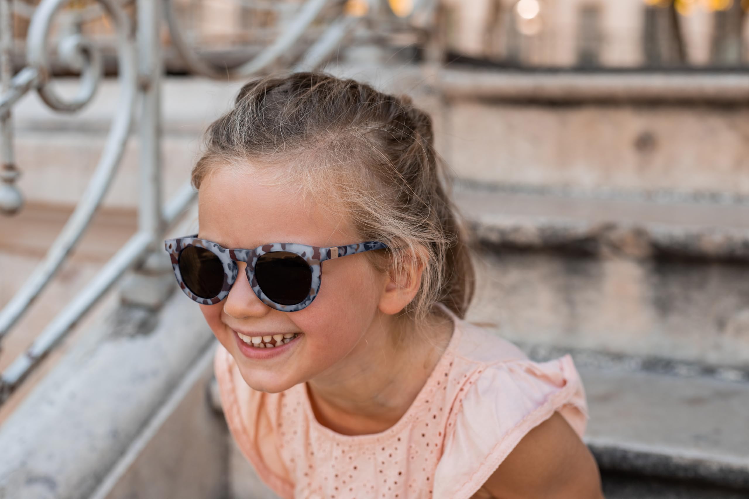 Béaba, Gafas de Sol para Niño 4-6 Años, Protección 100% UV - CAT 3, Protección Lateral, Confort Óptimo, Patillas Ajustables 360°, Adaptables a la Vista