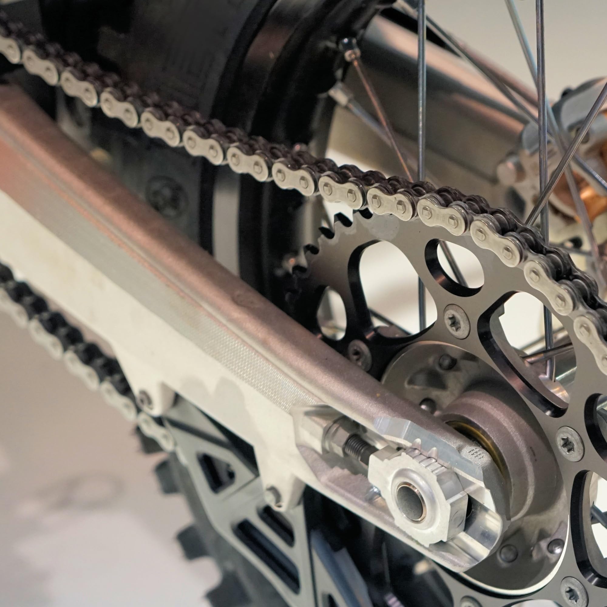 A ABSOPRO Cadena Tensor Ajustador Juego para Moto para 110cc 125cc Negro