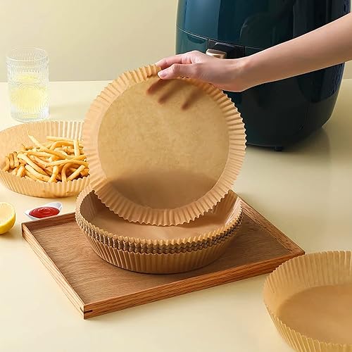 Miniatura 8 de QUANSHANGJU Papel para freidora de aire, 100 piezas de papel pergamino antiadherente, forro desechable para hornear asar microondas (8 pulgadas,