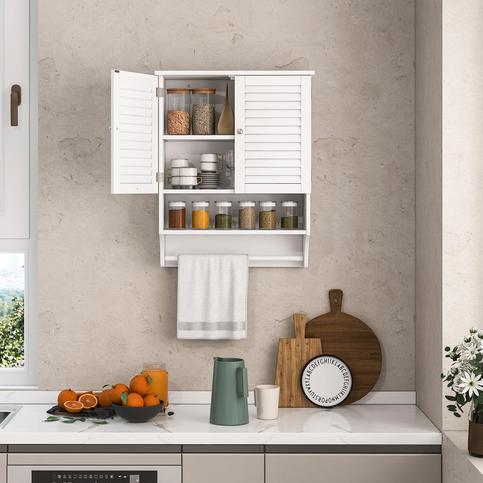 GIANTEX Armario de Pared para Baño, Armario Colgante de Madera con 2 Puertas Persianas, 3 Estantes y 1 Toallero, 60 x 22 x 75 cm, Mueble de Almacenamiento para Baño, Comedor, Entrada (Blanco)