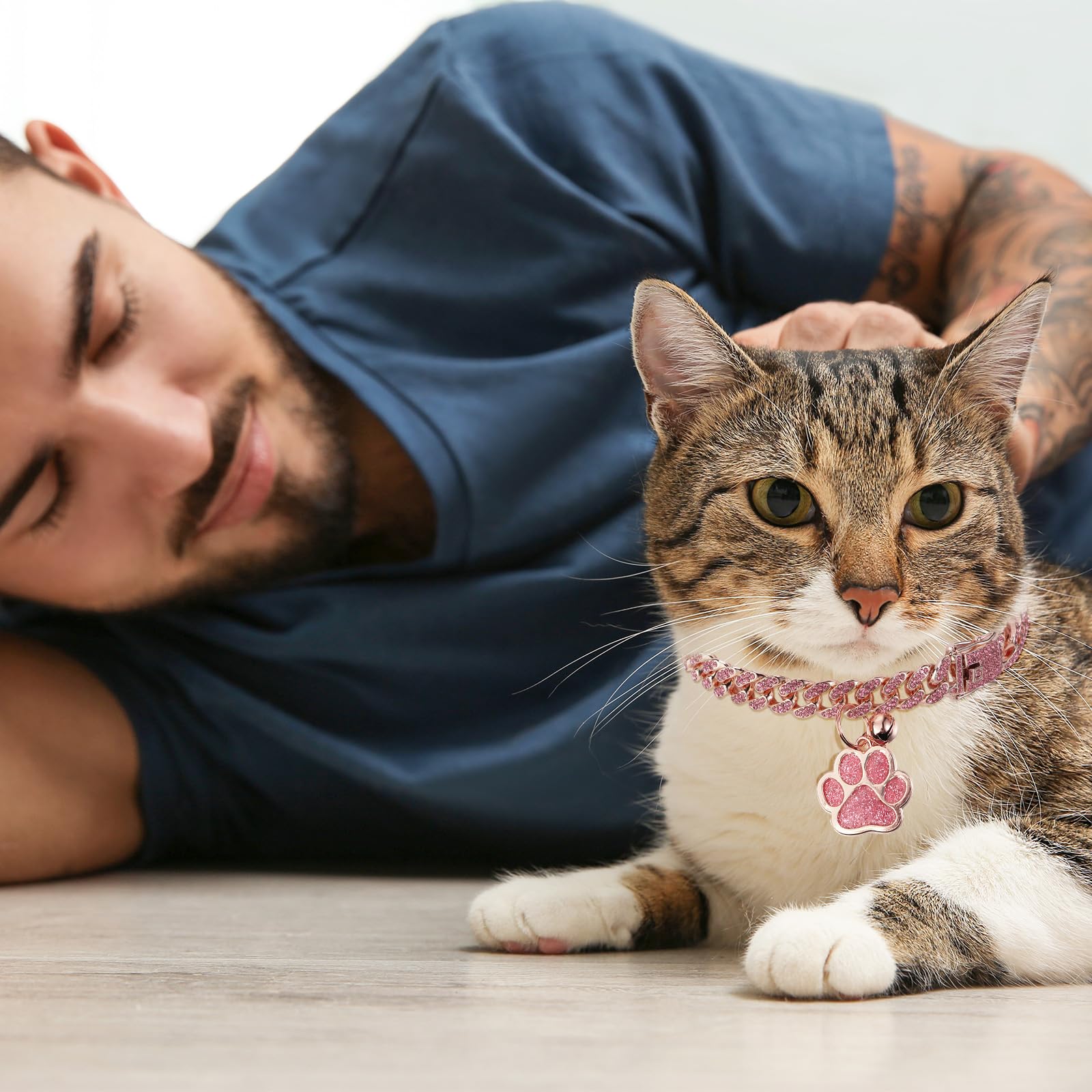 Hillban Katzenhalsband, Diamantkette, Glitzer-Halsband, Metall mit sicherer Schnalle, Katzen-Haustier-Halskette mit Pfoten-Anhänger und ID-Tag, Glöckchenglied, kubanisches Schmuckzubehör, Geschenk