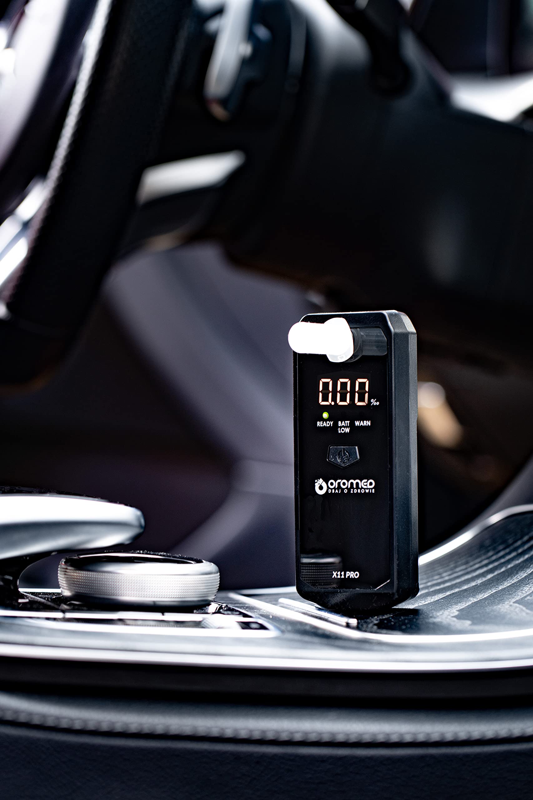 Oromed - Alkomat Elektrochemiczny X11 PRO z Zakresem Pomiaru 0,00~4,00 ‰ w Zestawie 5szt. Ustników - Profesjonalny Alkomat z Kalibracją