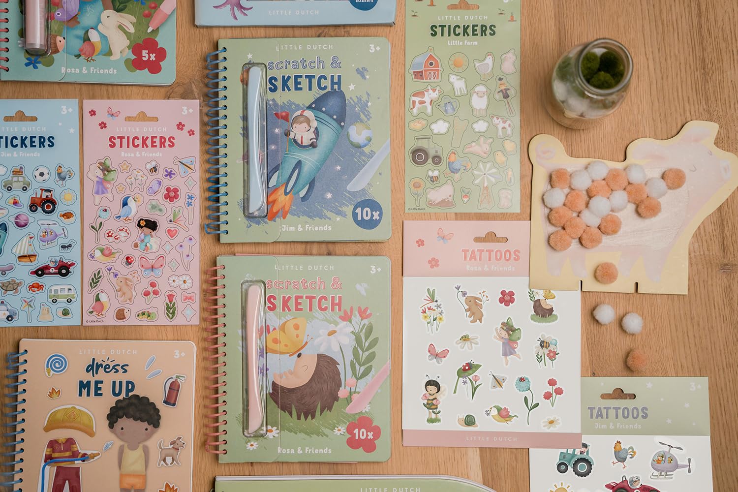 Little Dutch Libro con adesivi Dress me up Jim & Friends