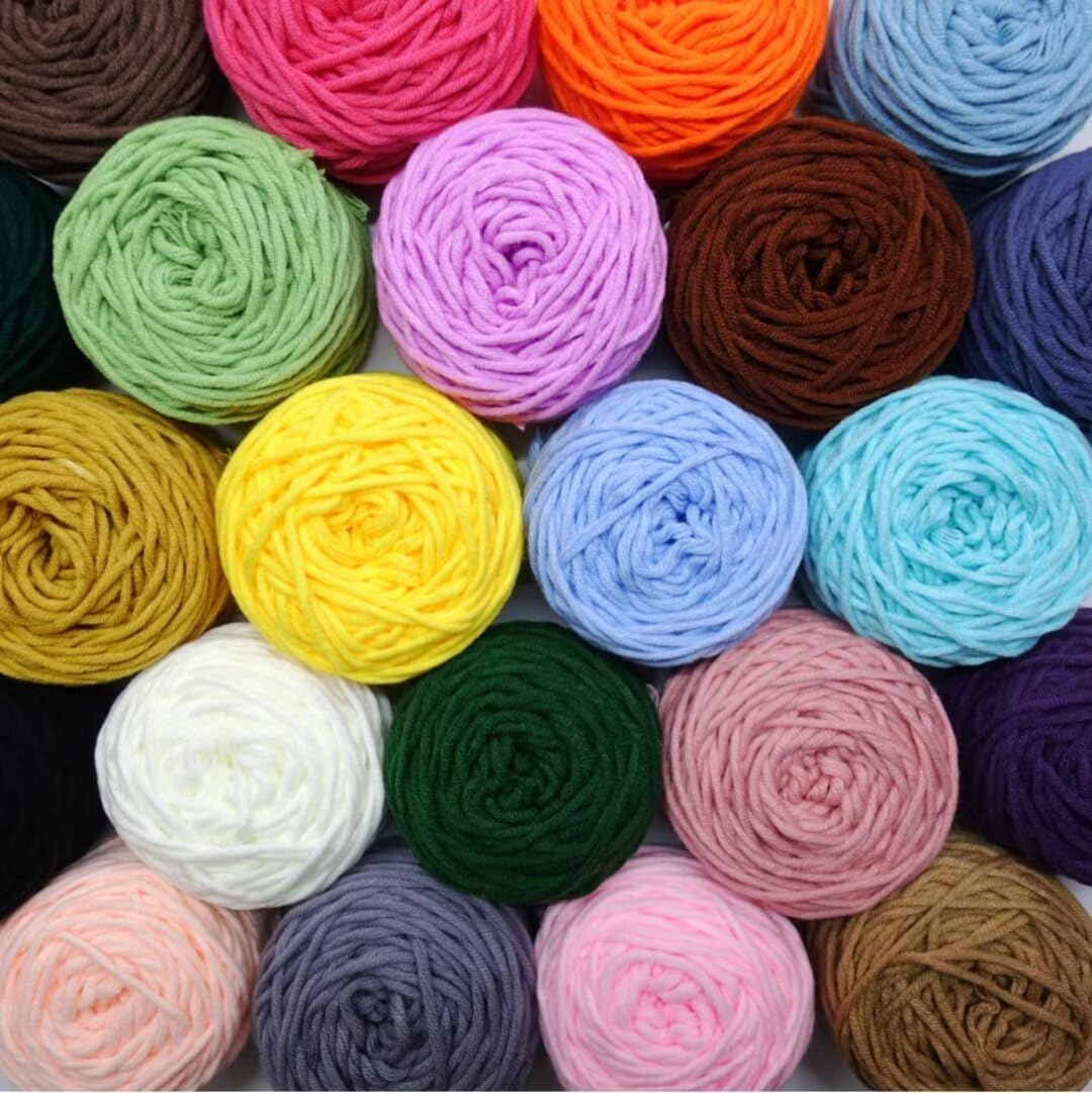 Professionelles Poke-Stickgarn-Set, buntes Garn-Set zum Tuften/Handstricken/Stanzen, getuftetes Garn aus 100 % Acryl, 3,5 mm dicker Faden, 8 Stränge Baumwollmilch-Häkelgarn (24 Farben 24 g/Rolle)