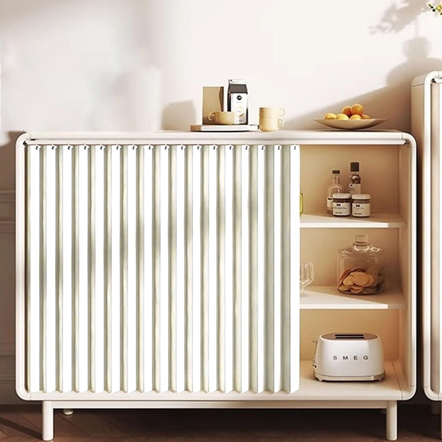 Estante plegable blanco con rastro para armarios de cocina que maximiza el orden