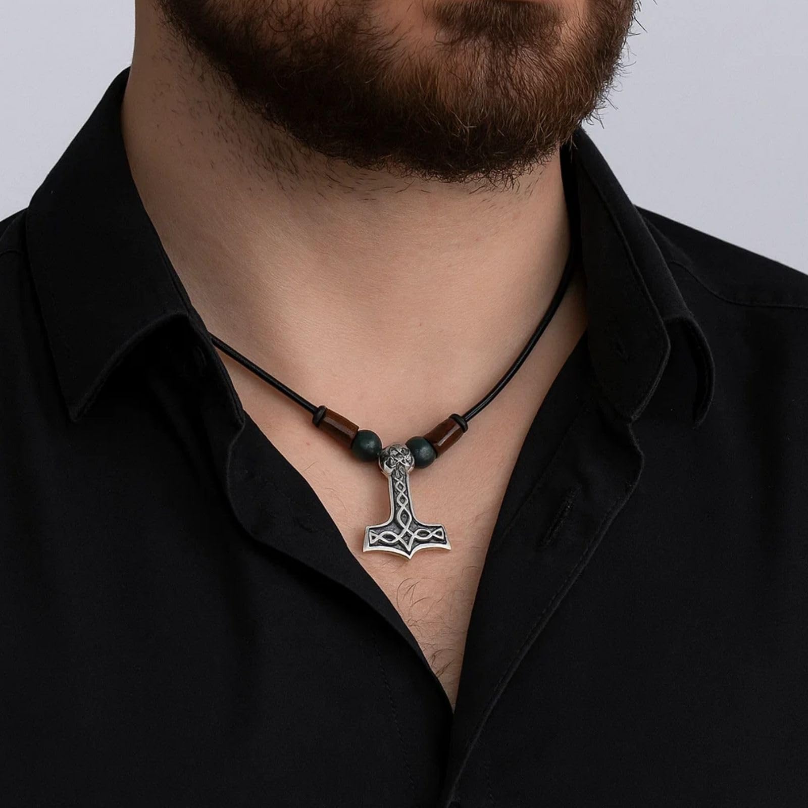 Collar De Cuero Para Hombre Con Colgante De Martillo Vikingo Y Perlas De Madera