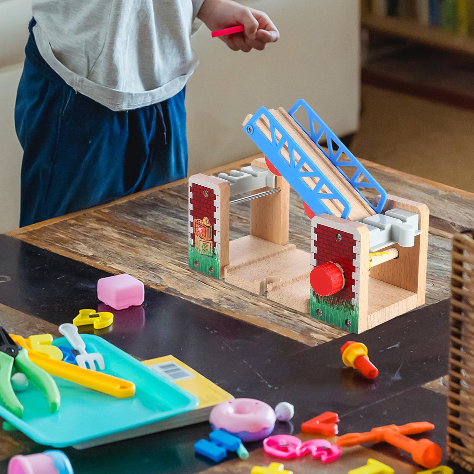 VICASKY Pont Ferroviaire en Bois pour Jouets Éducatifs, Accessoire de Scène de Voie Ferrée Stimulant la Créativité en Bois et Plastique pour Jeu D'garçon et Filles