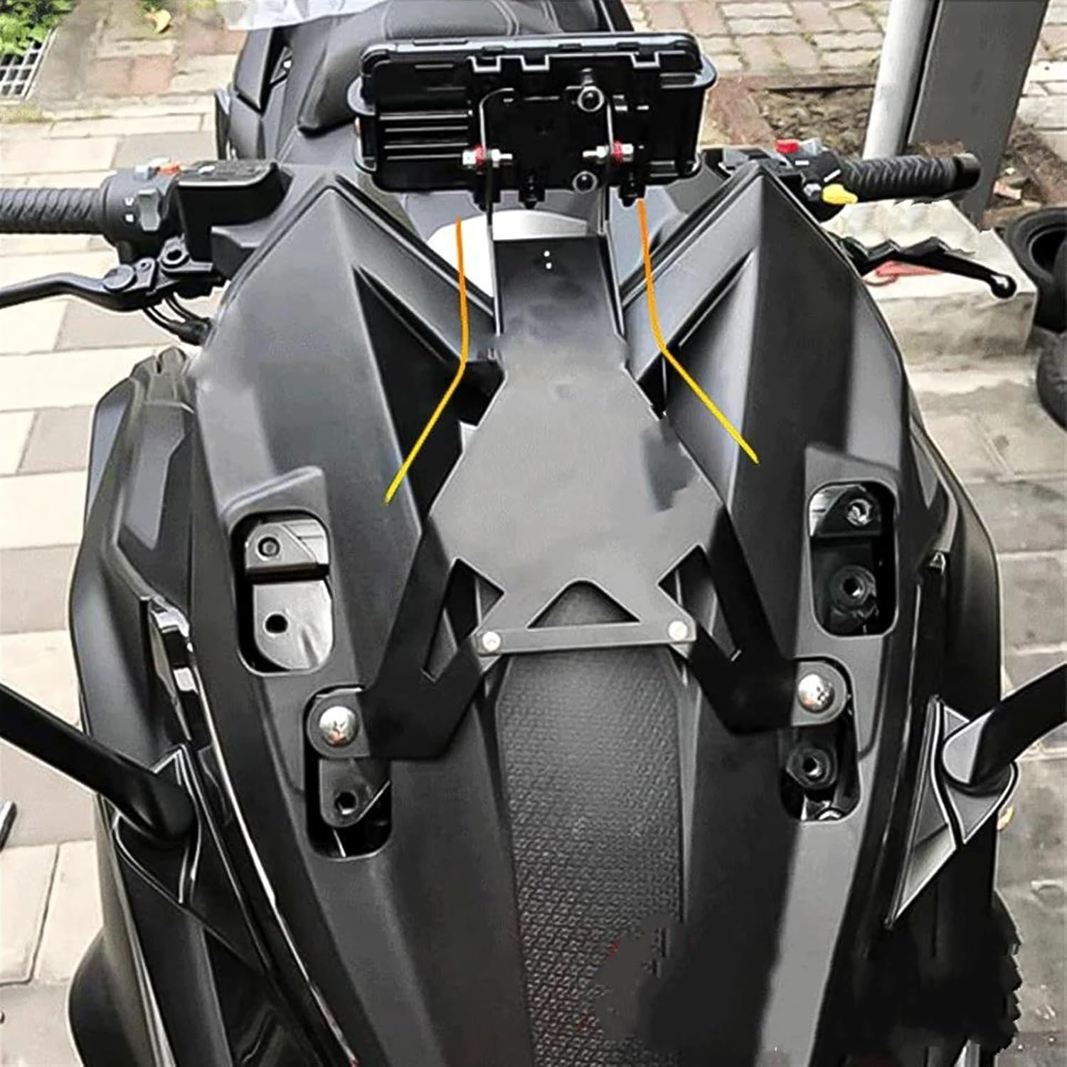 オートバイ ナビゲーション ブラケット キムコ AK550用オートバイフロントミッドナビゲーションブラケットGPS携帯電話USBおよ