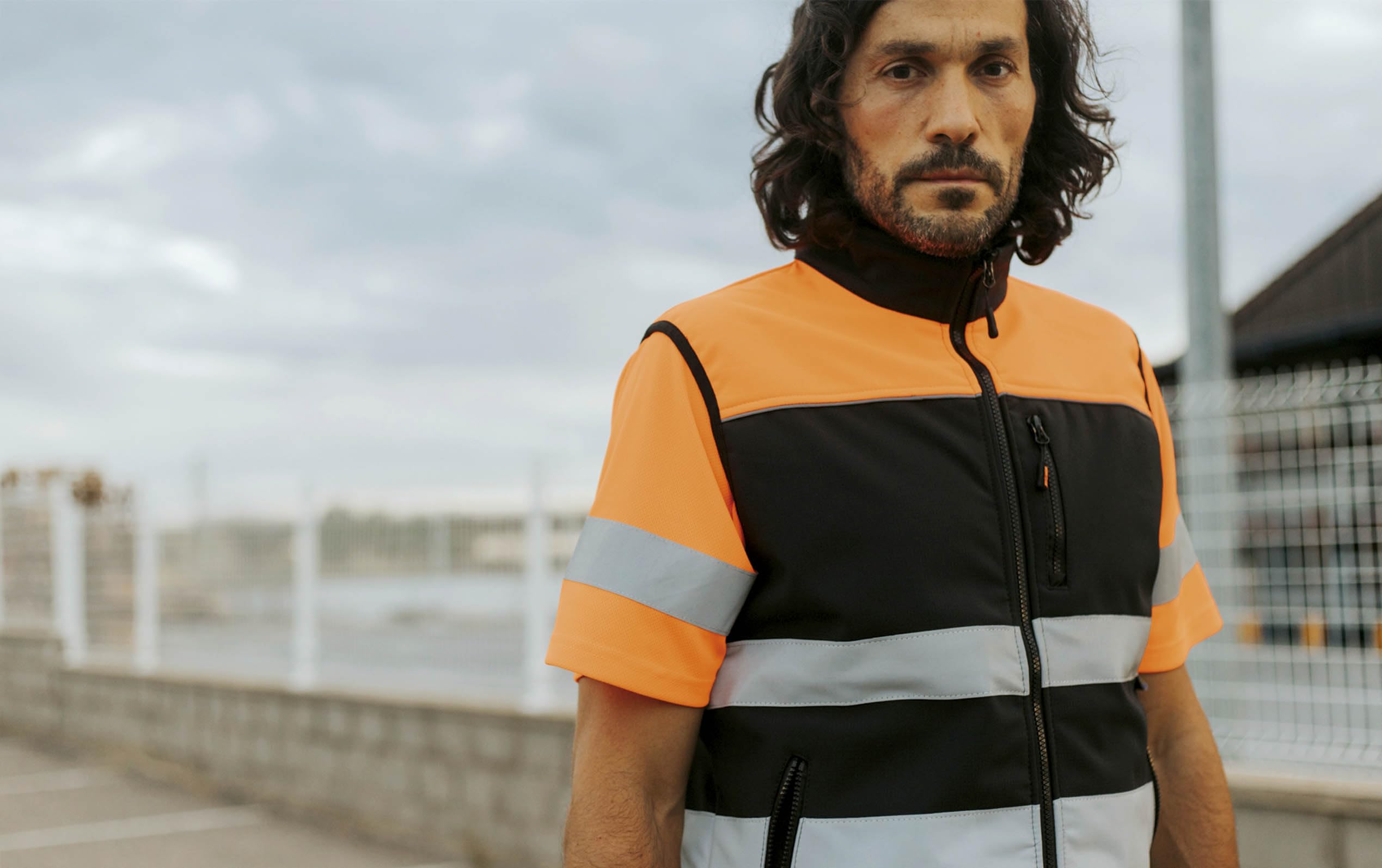 WORKTEAM Chaleco Alta Visibilidad Softshell Ripstop Reflectante Cortavientos Impermeable EN 17353 EN 14058