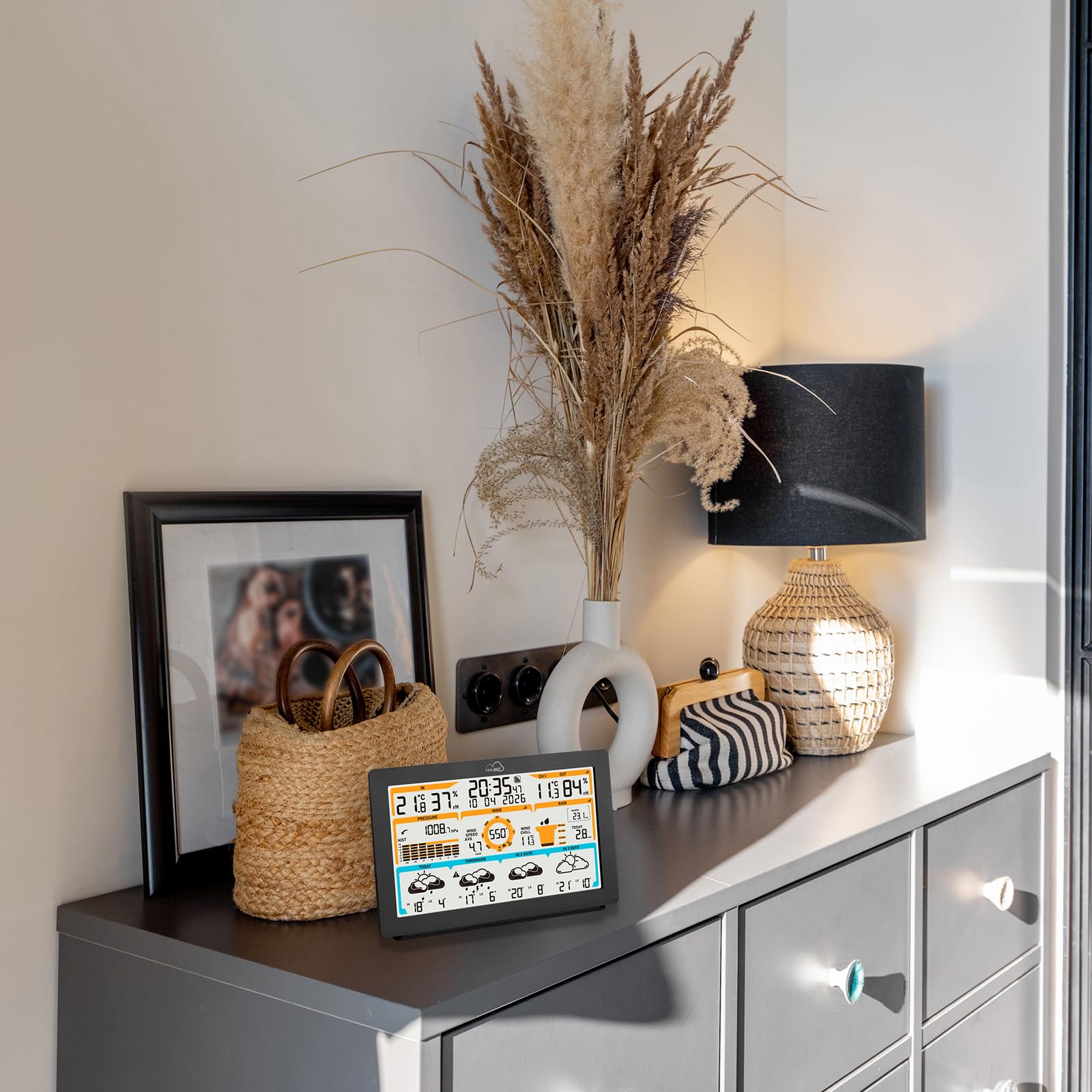 TFA Dostmann Stazione meteo con sensore esterno WLAN TFA.me ID-05 8-in-1, 35.8106, Previsioni meteo prof. wetter.com 4 giorni, portale online, include trasmettitore, vento/pioggia/temperatura/umidità