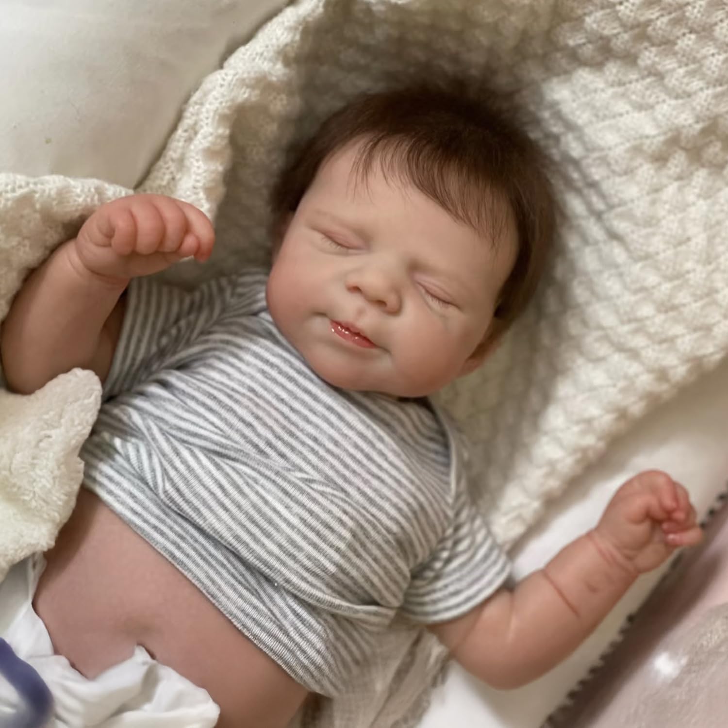Realistyczna lalka Reborn Baby Doll Boy - realistyczny noworodek z ręcznie zakorzenionymi włosami, pełny winylowy korpus, anatomicznie poprawny, certyfikat EN71 i UKCA, wiek 3+