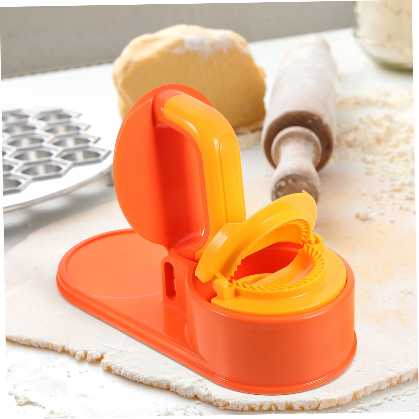 IMIKEYA Dumpling Maker Press Tool for Dumpling Wrappers Plastic Skin Pressing Device for Home Parties Canteens and Restaurants