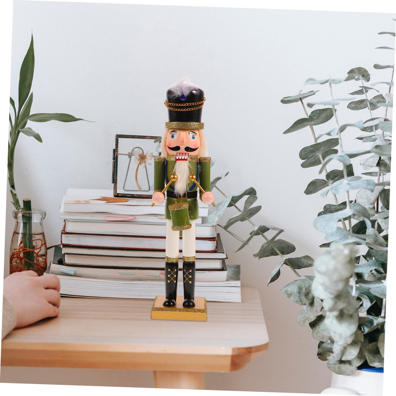 Grüne Nussknacker-Figur aus Holz, Weihnachtsdekoration, klassisches Sammlerstück, Tischdekoration für Urlaub, Zuhause