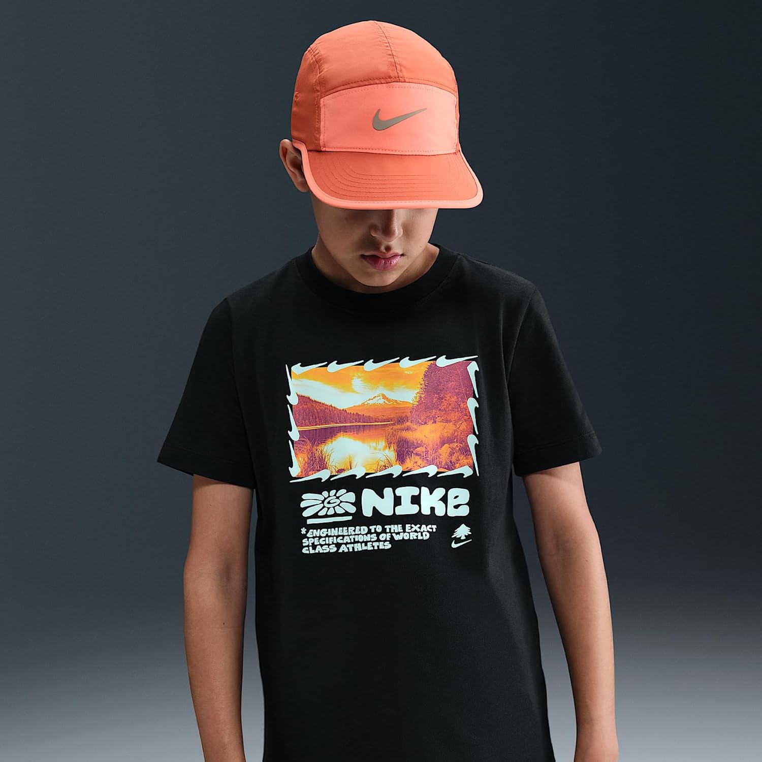 Nike Sportswear Big Kids' T-Shirt (Black)