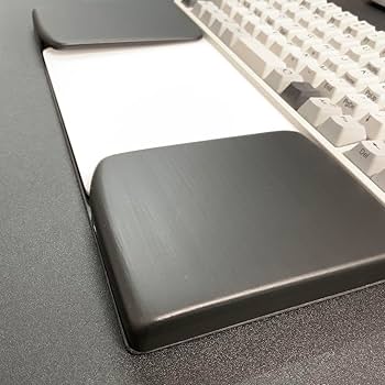 オーダー作品トラックパッド合体　ウイング付パームレスト　BTTホットコーナー対応 Amazon.co.jp: オーダーページ マジックトラックパッド合体