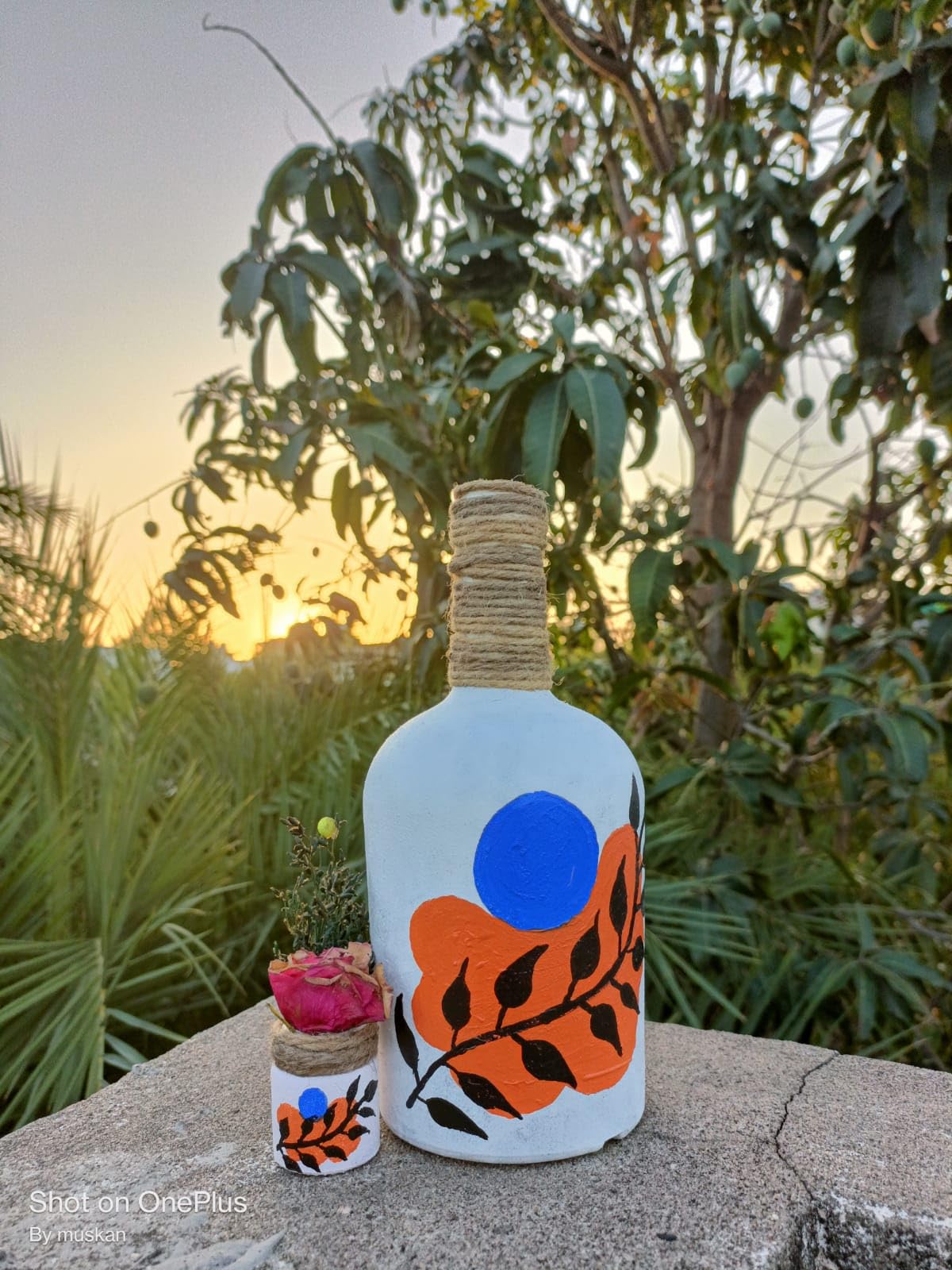 HANDMADE DECORATIVE BOTTEL ART FOR HOME DECOR