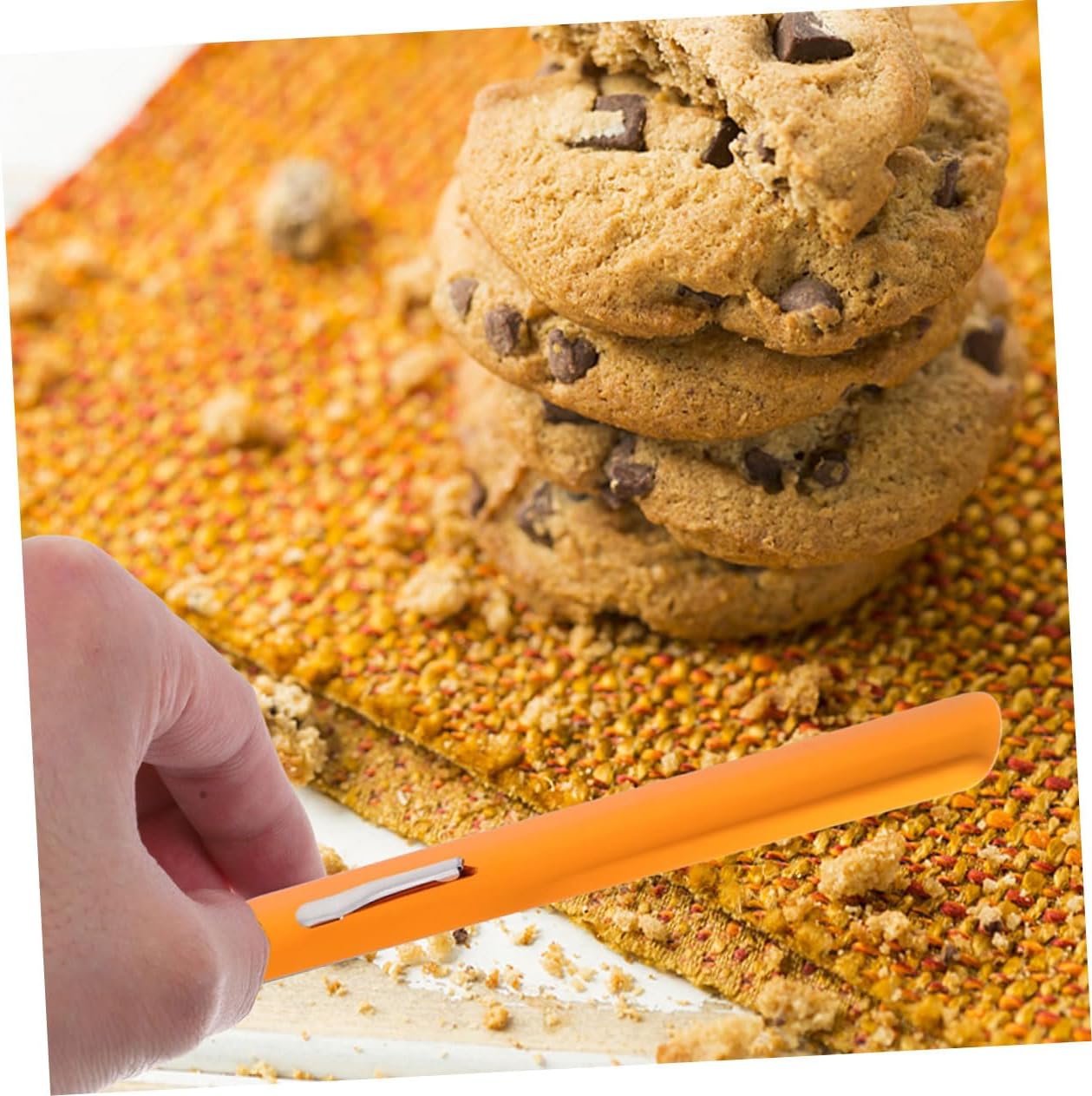 KICHOUSE 4-Pack Stainless Steel Crumb Scraper with Handle for Efficient Bread Crumber and Table Crumb Sweeper Suitable for Home and Restaurant Cleaning