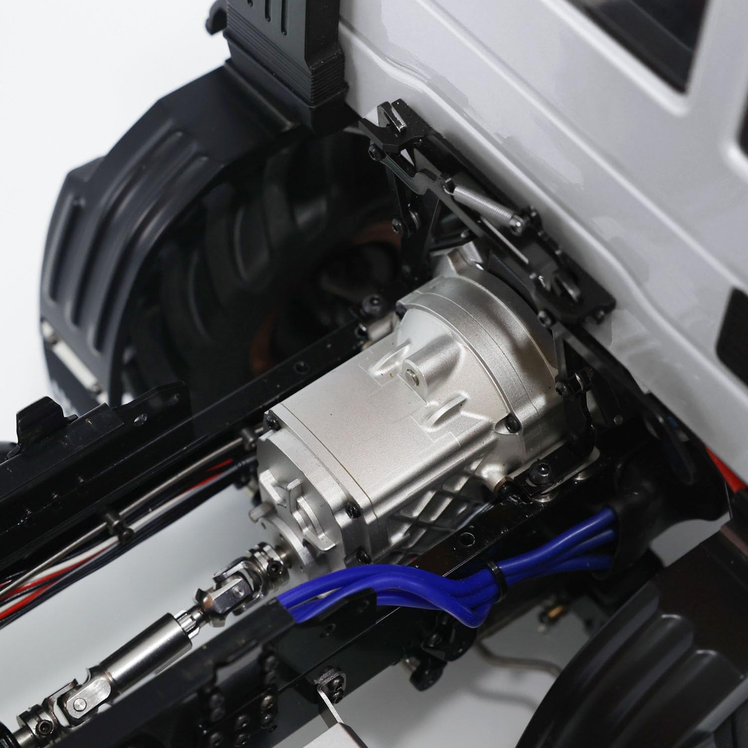 Camion benne hydraulique 1/14 RC 4 x 4 en métal RC avec pelle à neige transmission 2 vitesses son léger contrôleur radio I6S