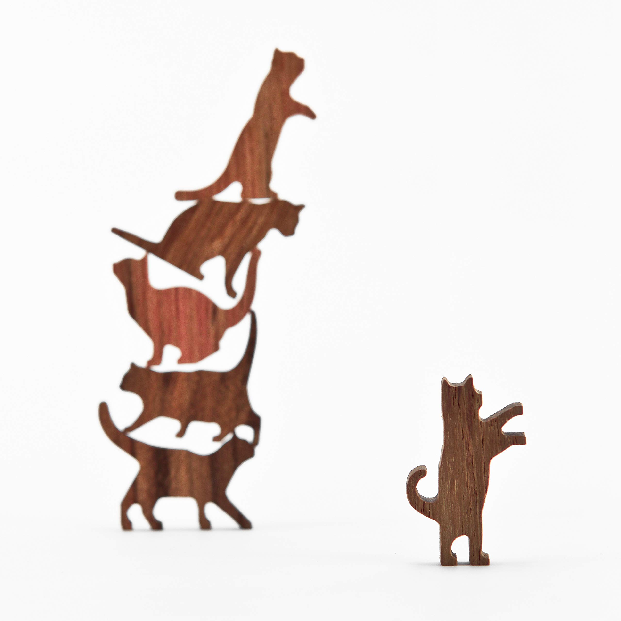 CommaWooden Cat Pile Set #2 (Blue Thread, 6 Kittens)