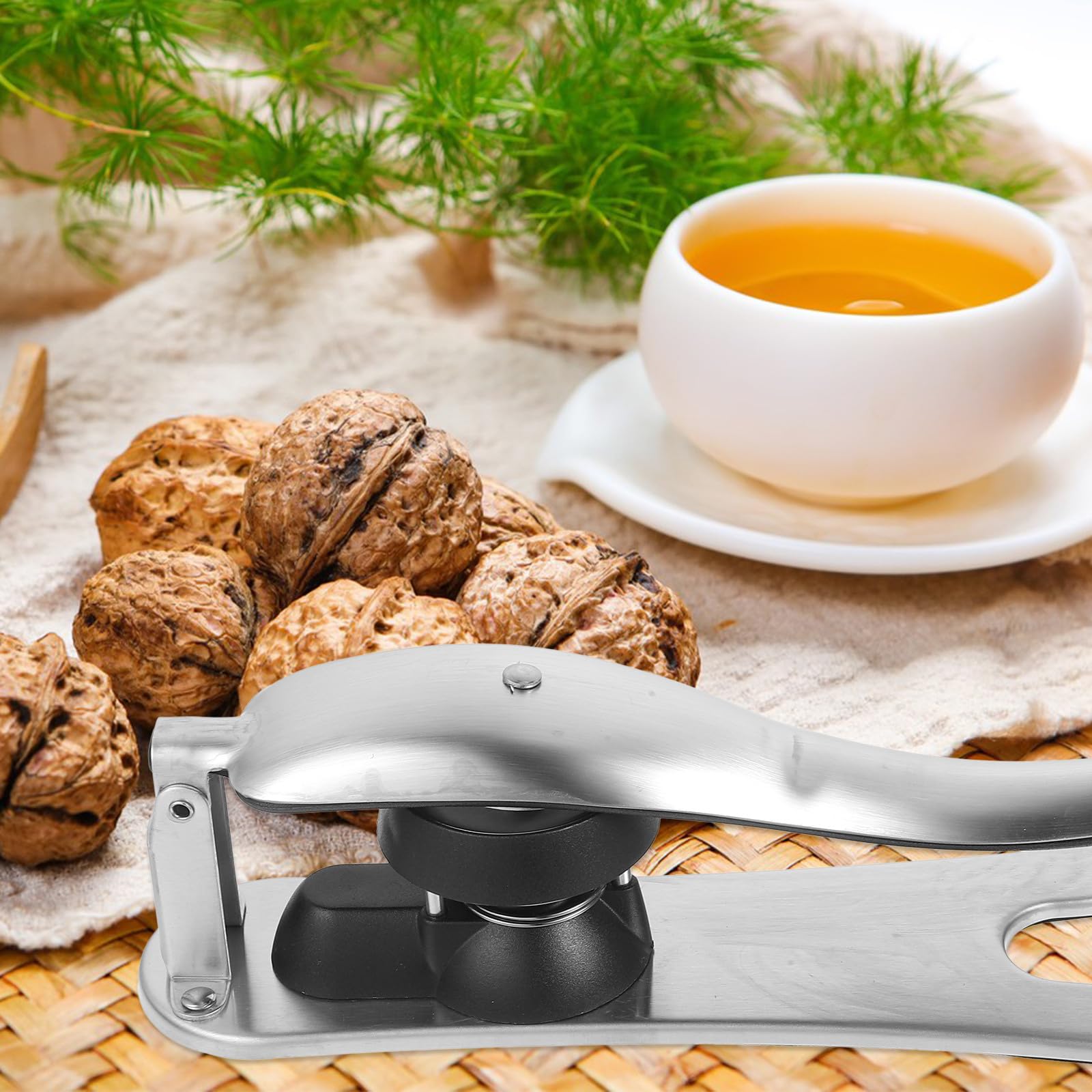 TOYANDONA Strumento per Aprire Le Castagne in Acciaio Inox 304, Morsetto di Castagno Multifunzione Rimbalzo Automatico, Sgusciatore Leggero e Compatto per Noci, Nocciole e Frutta Secca,