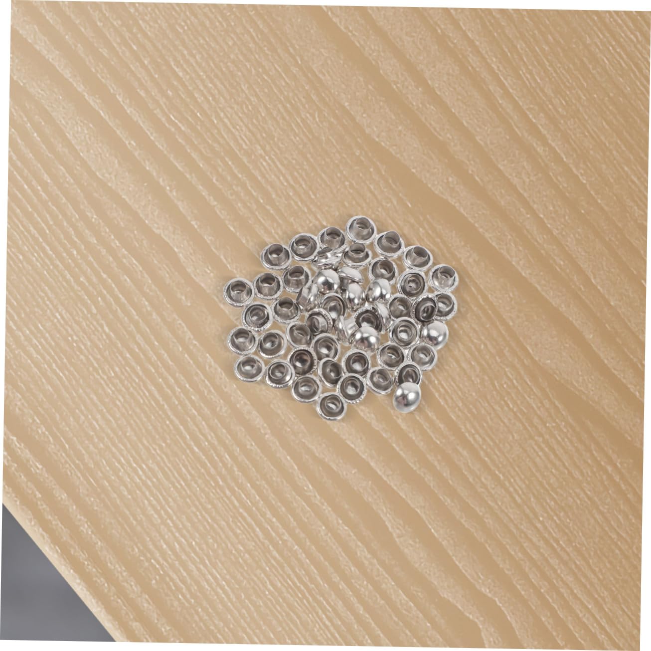 VILLCASE Remaches Metálicos Redondos Material Metálico Resistente en Forma de Hongo 100 de 6mm Estilo Punk Fáciles de Usar para Diy para Cinturones y Decoración