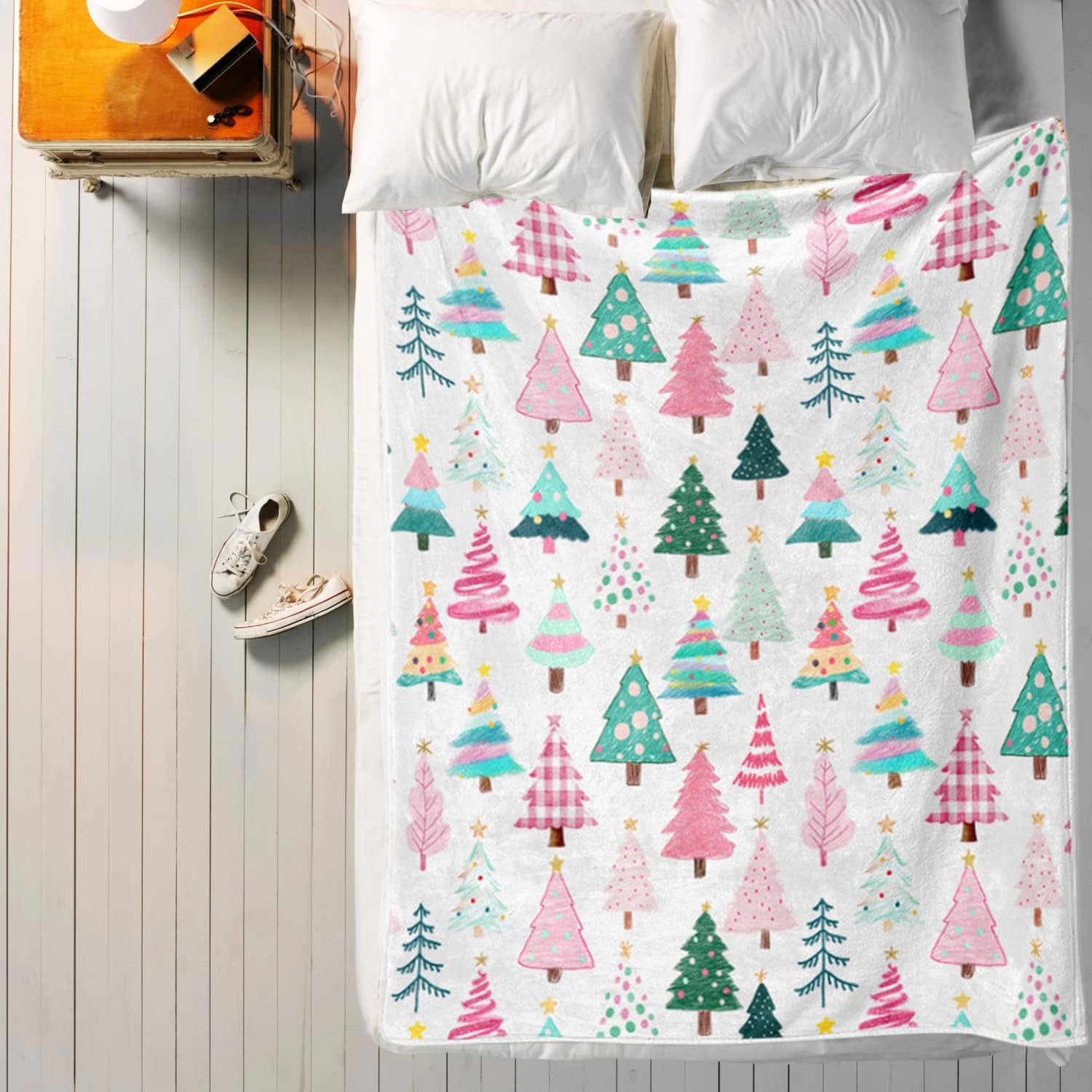 Pink Christmas Tree Throw Blanket, Winter Cute Pink Soft Warm Xmas Holiday Theme Blanket for Home Chair Sofa Bed Couch Decorations, 60X80IN