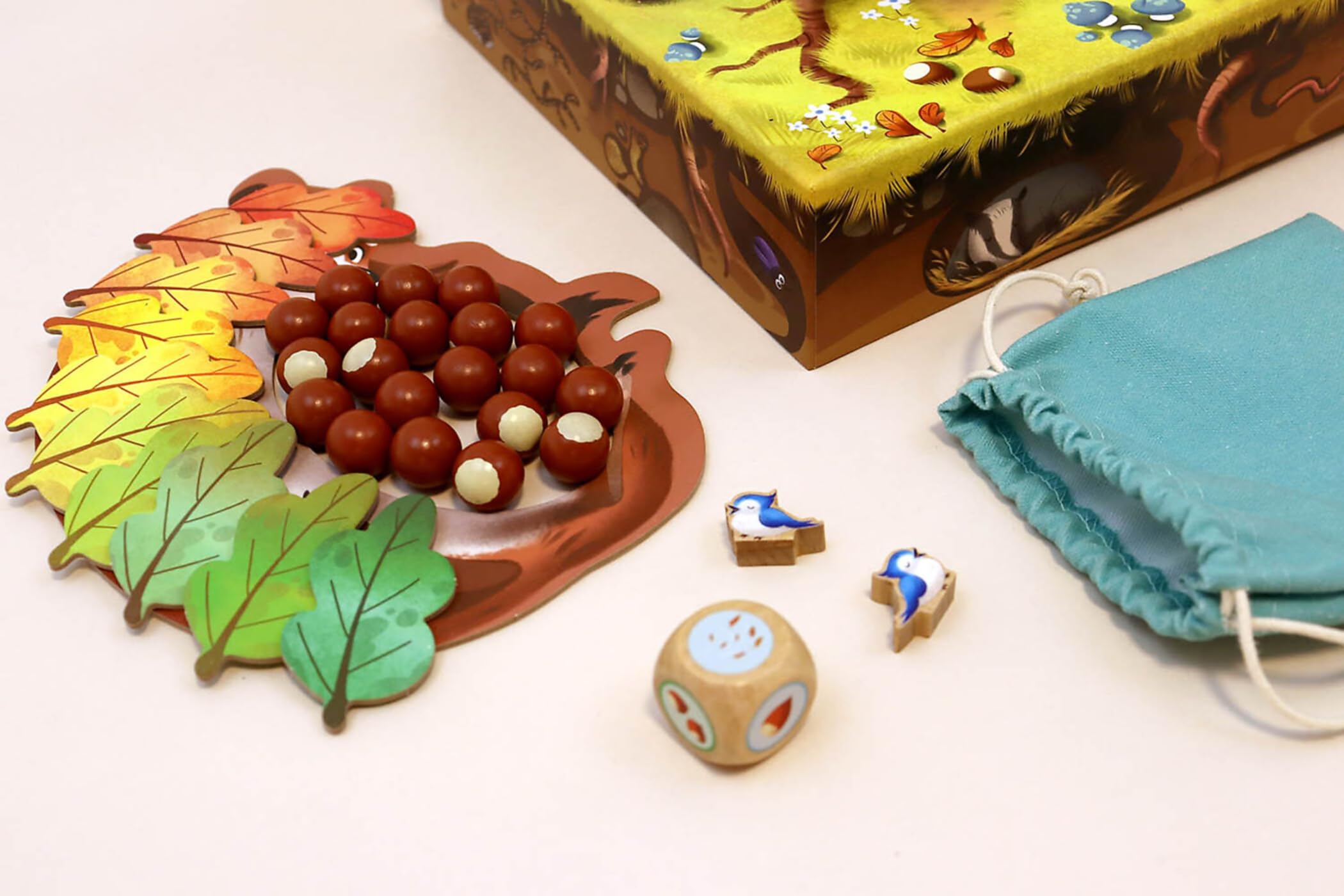 Grands Jeux Opération Noisettes, Marron et Vert