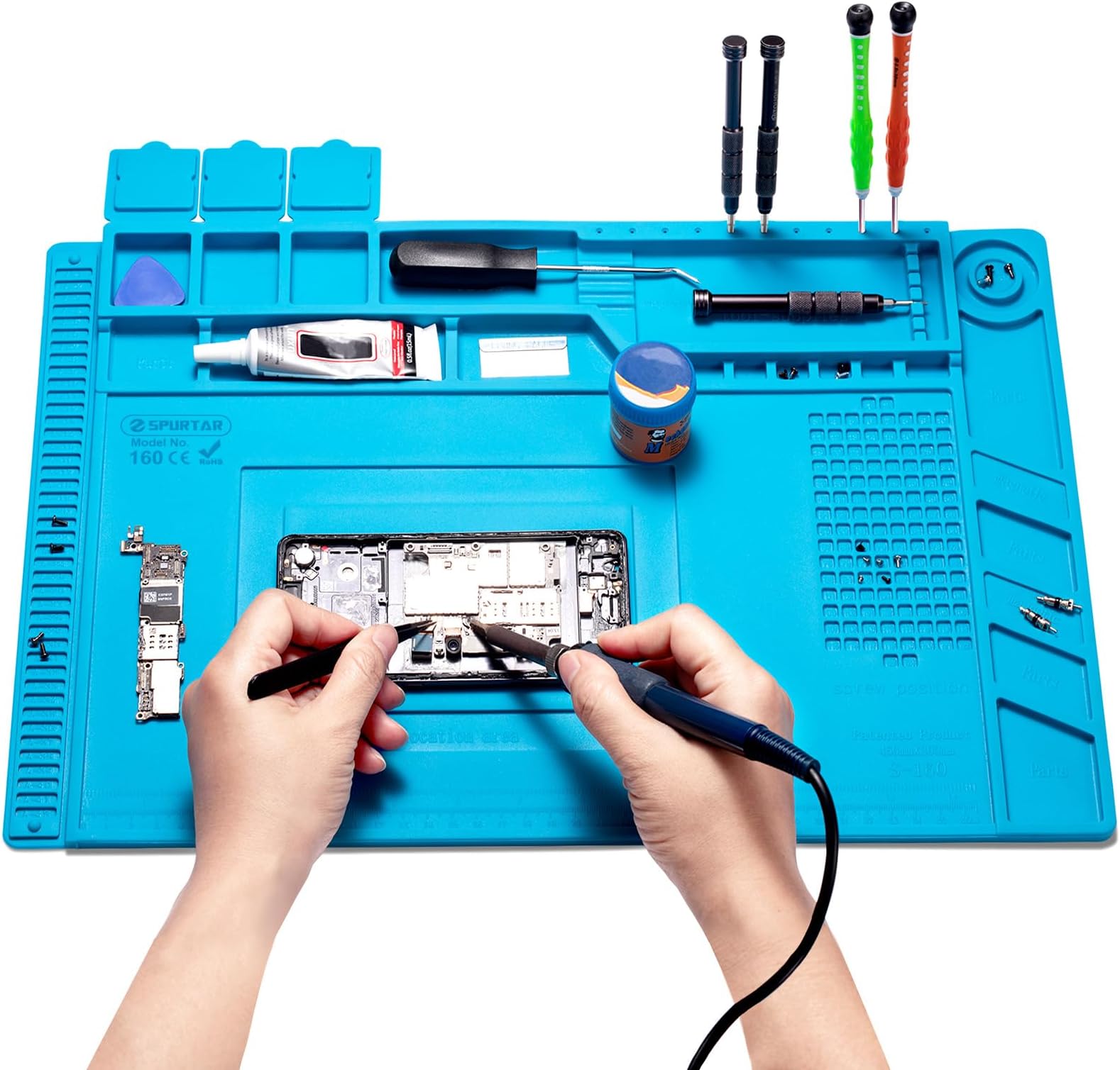 Spurtar Soldering Mat, Soldering Station 45 x 30 cm 500℃ Heat-Resistant Silicone Work Mat, Anti Static Magnetic Electronics Repair Silicone Pad for Electronic, Phone Laptop Watch Repair 7mm Thick