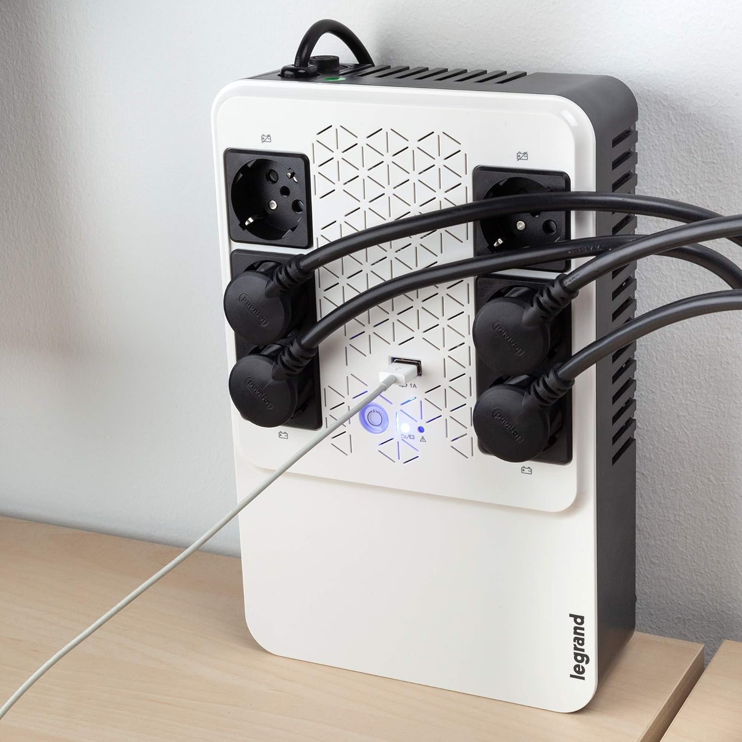 UPS Monofase Multiplug KEOR 800VA Con 6 Prese Standard Tedesco Legrand 310082