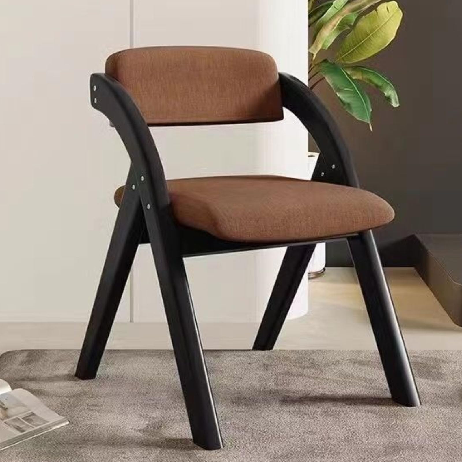 Chaise pliante en bois massif rembourrée et empilable pour la salle à manger