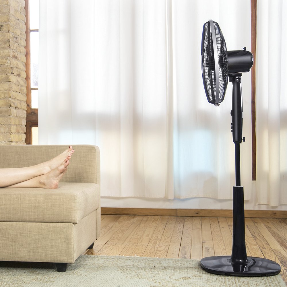 Cecotec Ventilatore a Piantana con Timer EnergySilence 1020 ExtremeFlow. 60 W, 10 pale, Potente, Oscillante, Silenzioso, 3 velocità, Regolabile, Motore in Rame, Nero