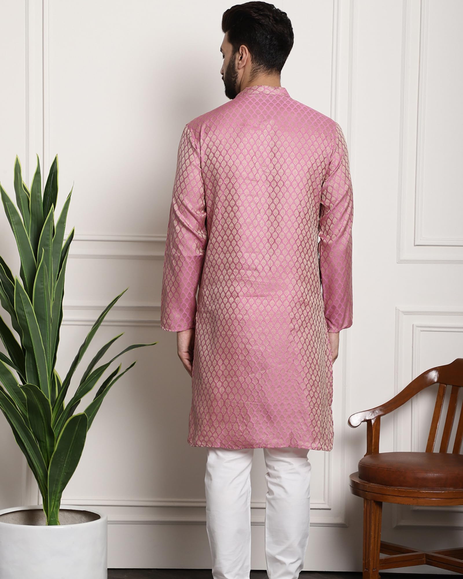 Sojanya (Since 1958 Men's Jacq Silk Pink Self Design Kurta & Off-White Churidar Pyjama Set