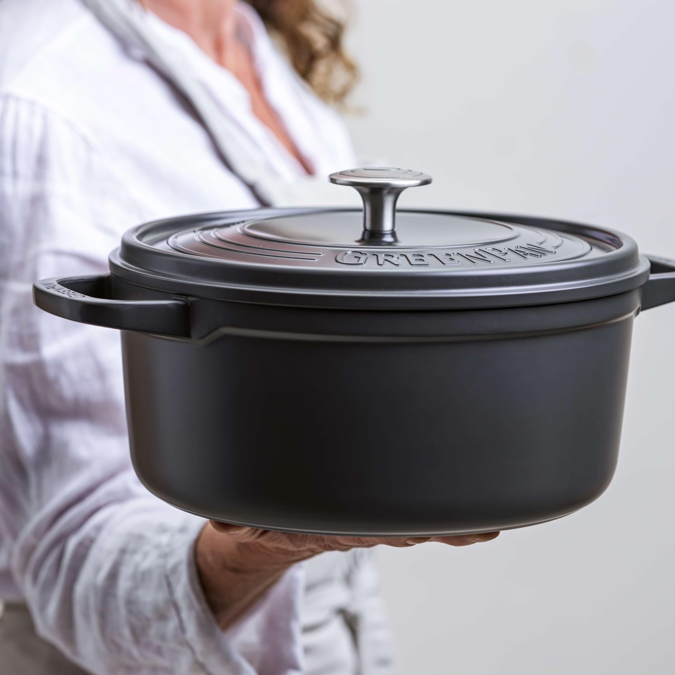 GreenPan Featherweights Olla Antiadherente de Cerámica Saludable, 26 cm/5 Litros, Cacerola de Hierro Fundido con Tapa, Libre de PFAS, Inducción, Apta para Horno, Gris