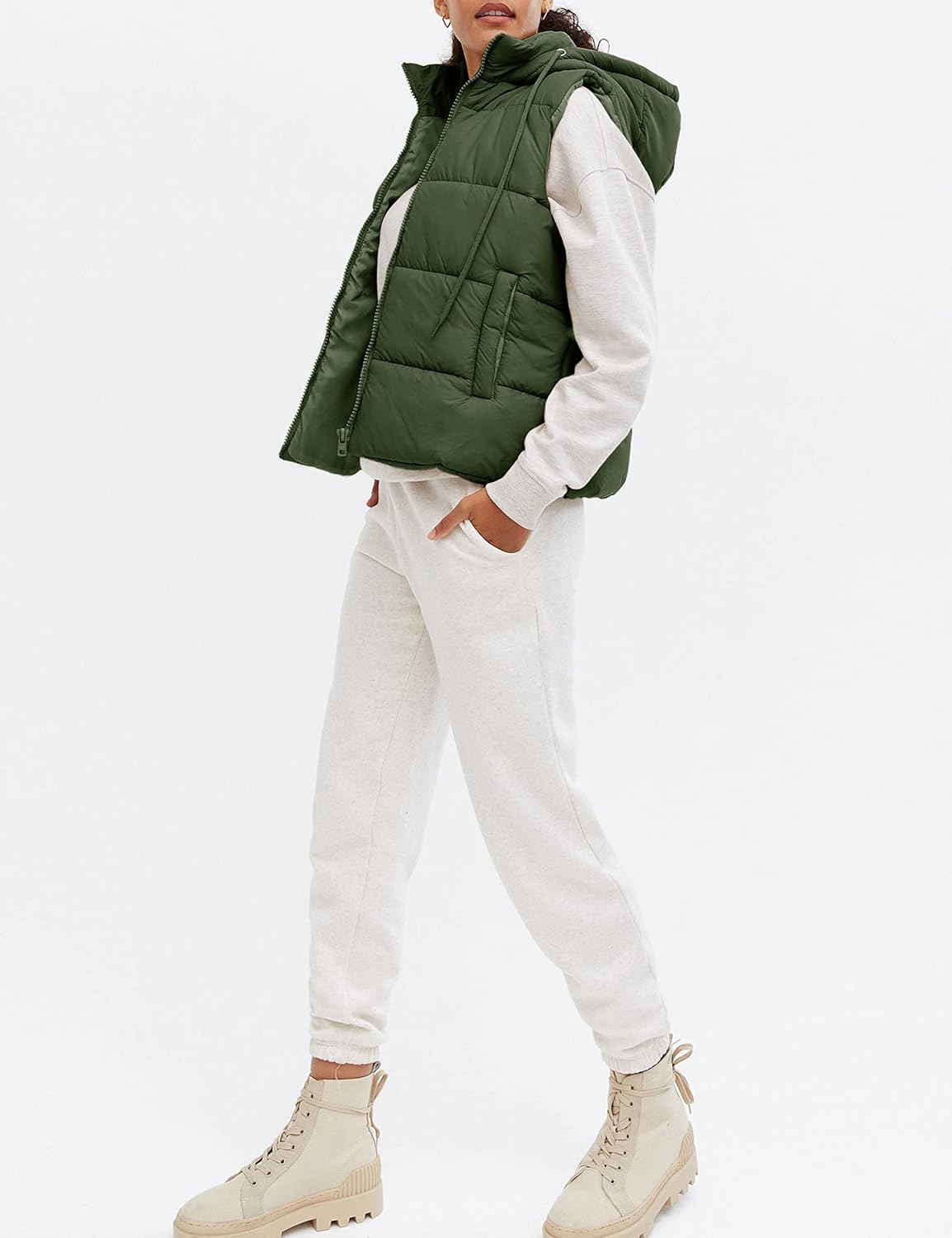 EsheSy Women's Puffer Vest with Removable Hood Sleeveless Full Zip Quilted Down Jacket - Image 5