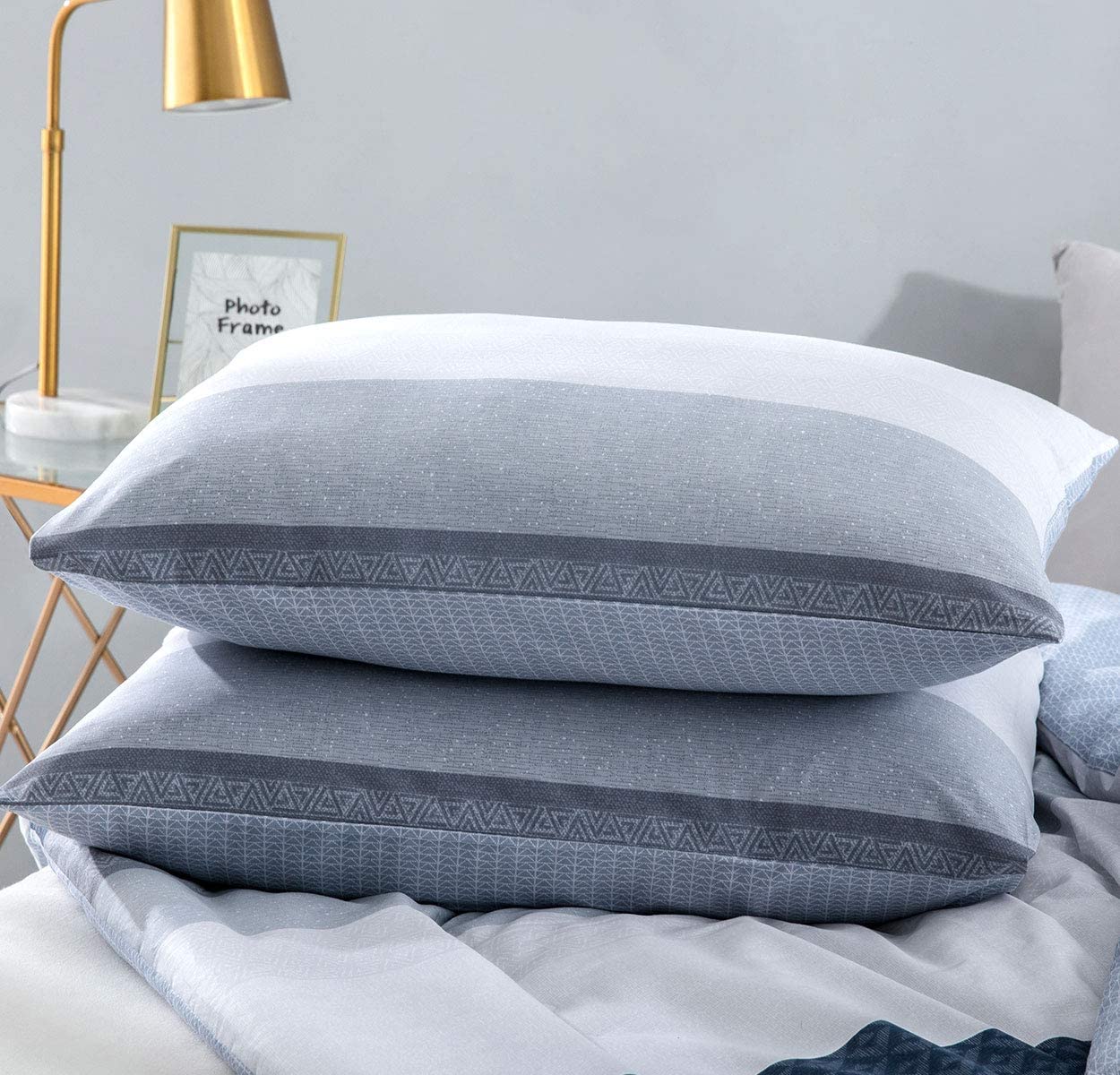SLEEPBELLA Bettdecke für King-Size, Fadenzahl 600, Baumwolle, Babyblau und Marineblau, gestreift, Patchwork, wendbares Muster, wendbar, blau, 3-teilig (Kingsize, Blaues Patchwork)