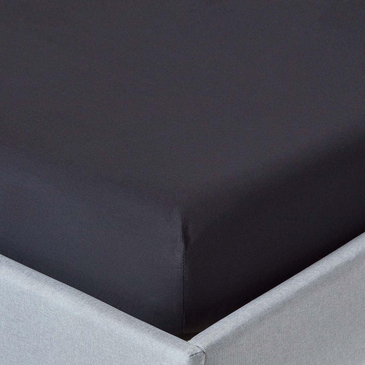Homescapes Fitted Sheet Black 100 x 200 cm 100% Egyptian Cotton 200 Thread Count Percale Flat Sheet