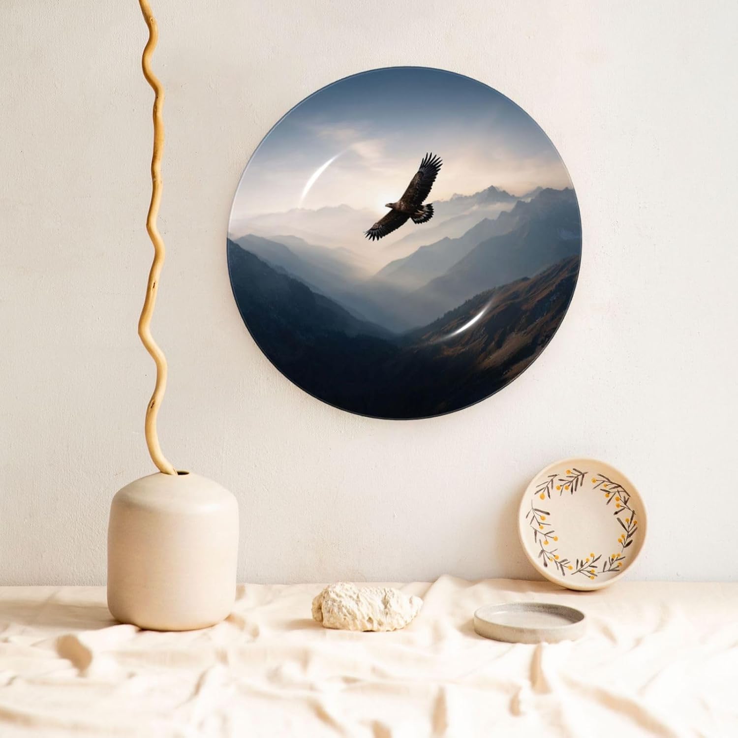 Decorative Plate Art Crafts Bone China Decorative Plate with Display Rack Souvenir Wall Decor Ceramic Ornaments Dinner Plates Ceramic Decoratives Plates for Home Office 10in