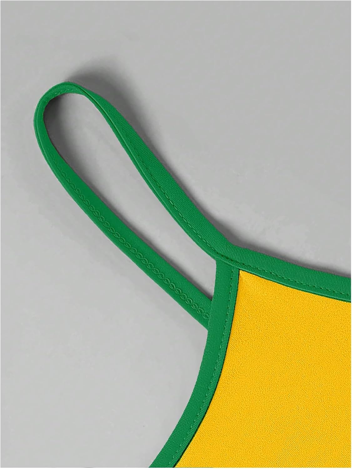 WDIRARA Women's Letter Graphic Camisole Top Y2k Contrast Trim Sleeveless Cami Tops Streetwear - Image 4