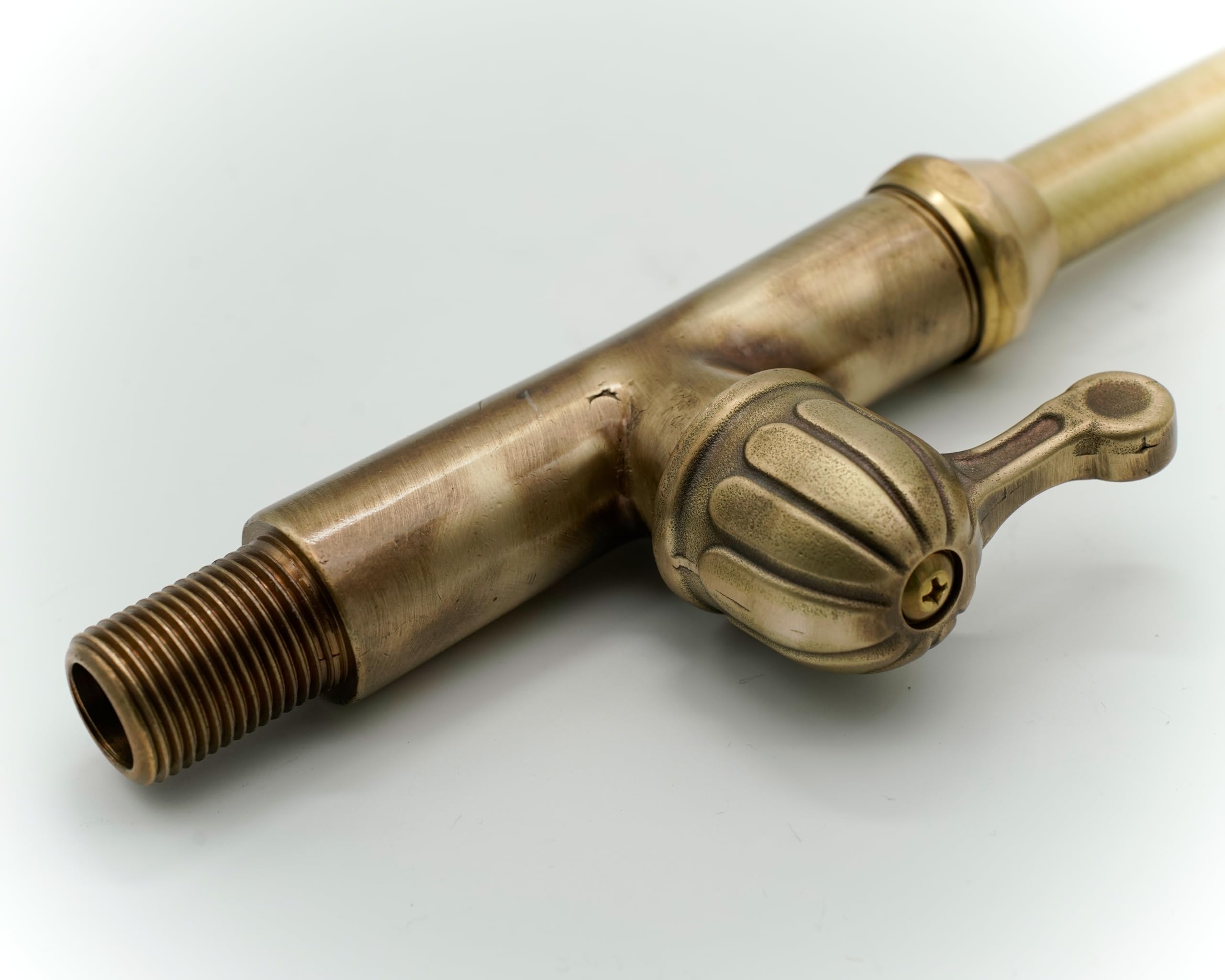 L'ARTISTICA F.LLI PERINCIOLI | Rubinetto Monoforo Bocca Alta Bronzato | A colonna, a tubo, in ottone monoforo con canna alta per interno ed esterno, 365x185mm